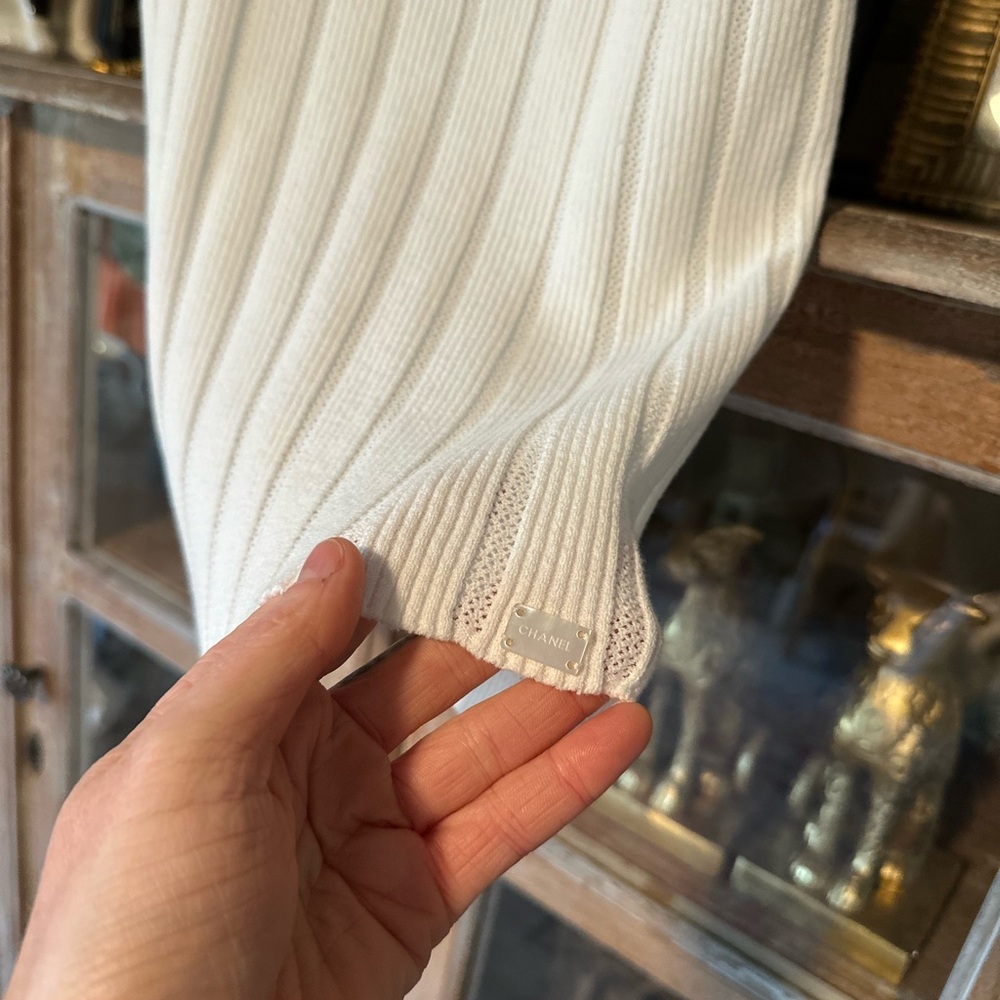 CHANEL KNITTED LACE TANK TOP - Picture 5 of 8